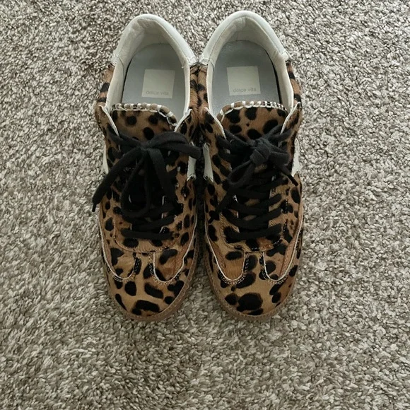 Leopard Pattern Sneakers with Black Laces - Picture 2 of 7
